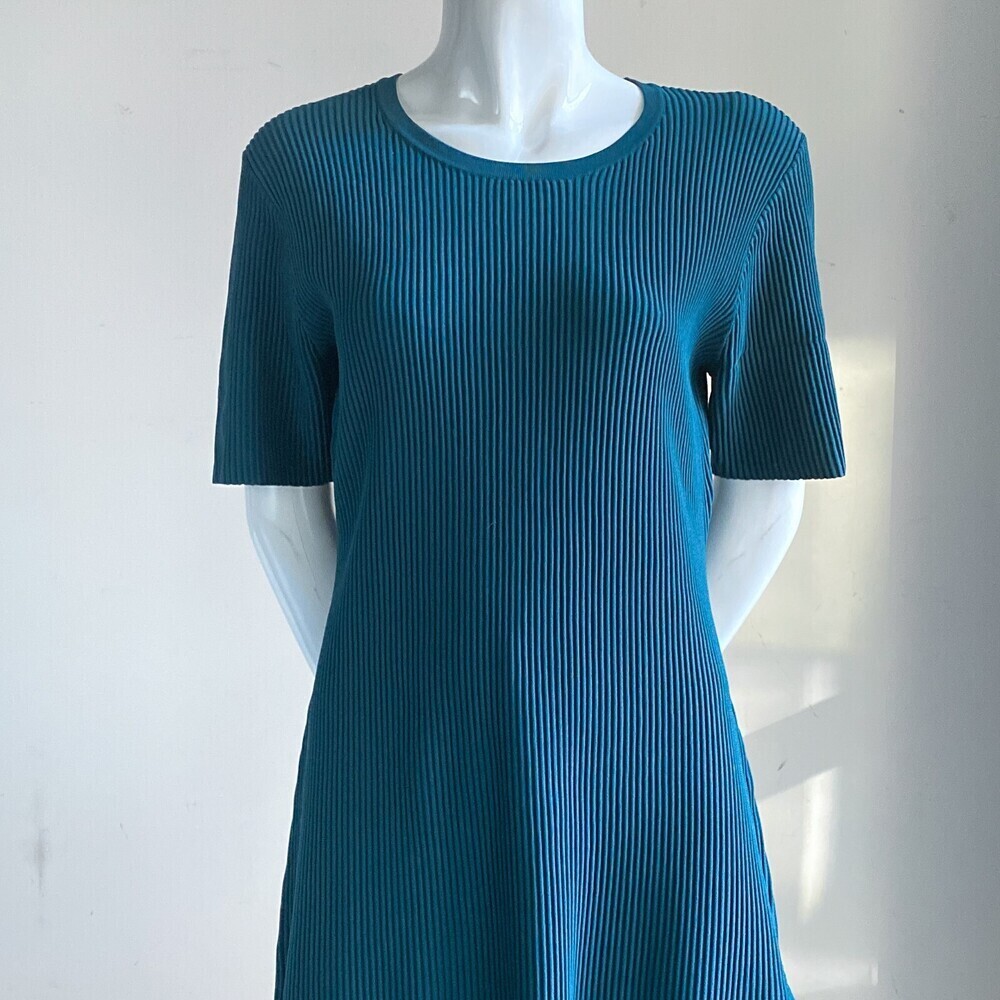 Diane Von Furstenberg Dusty Green Knit Bodycon Dress w Ruffle Hem - Picture 3 of 8